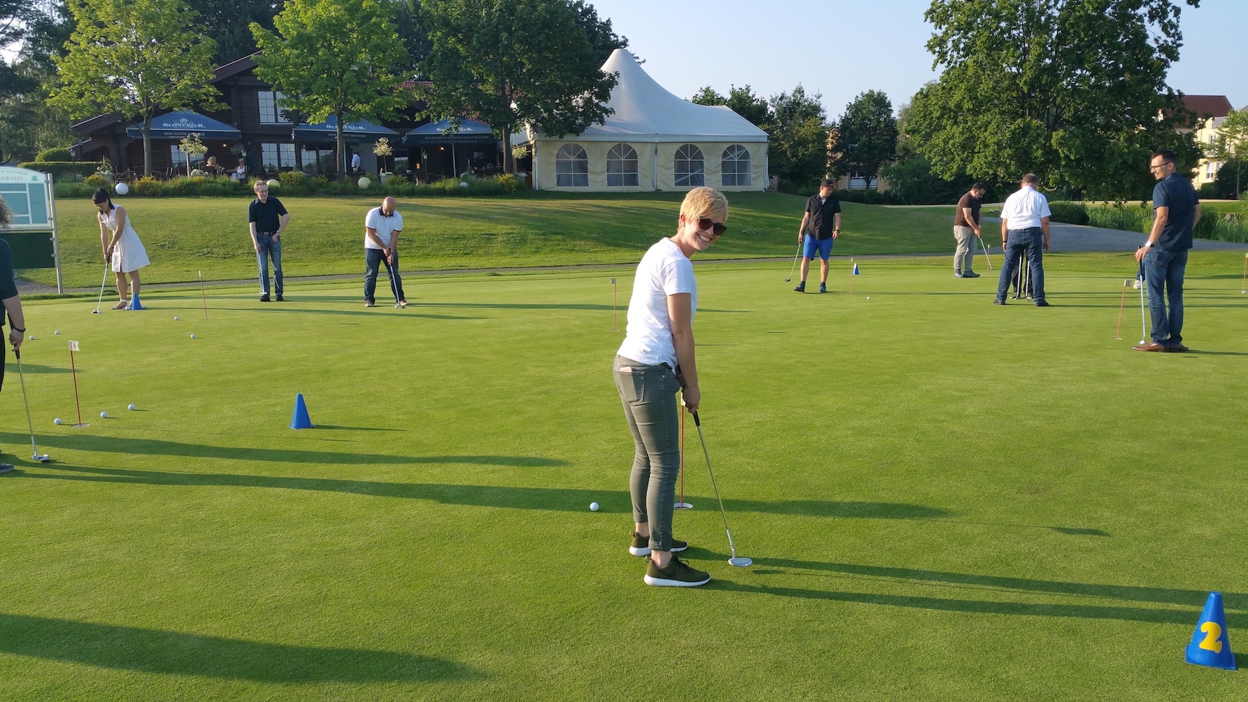 Golfen lernen bei bestem Wetter